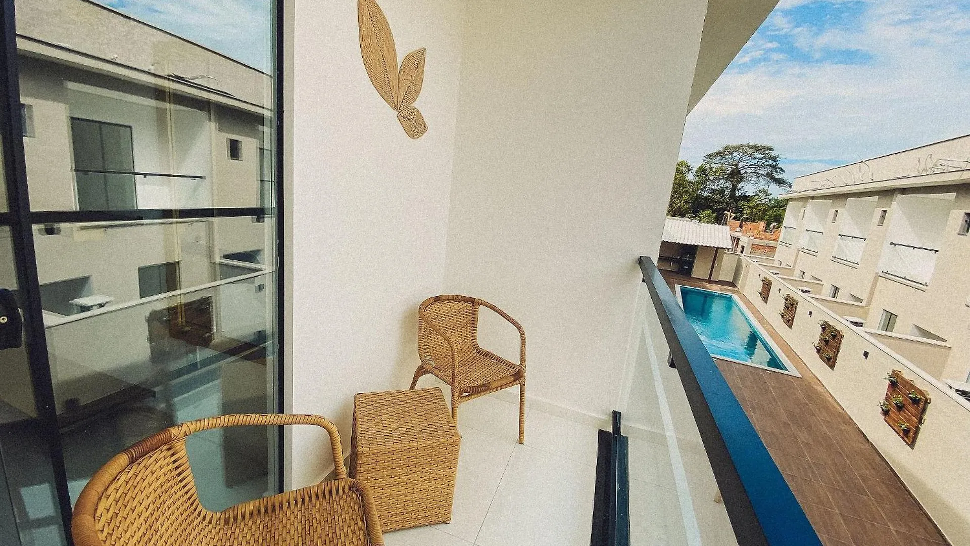 Дом отдыха Casas Duplex Todas Com 3 Suiites Ambas Com Ar Condicionado, Varanda, Internet E Churrasqueira Privativa No Residencial Jardins De Taperpua 2 Codominio A Poucos Metros Da Praia De Taperapua, Com Piscina E Area Gourmet. Порту-Сегуру Бразилия