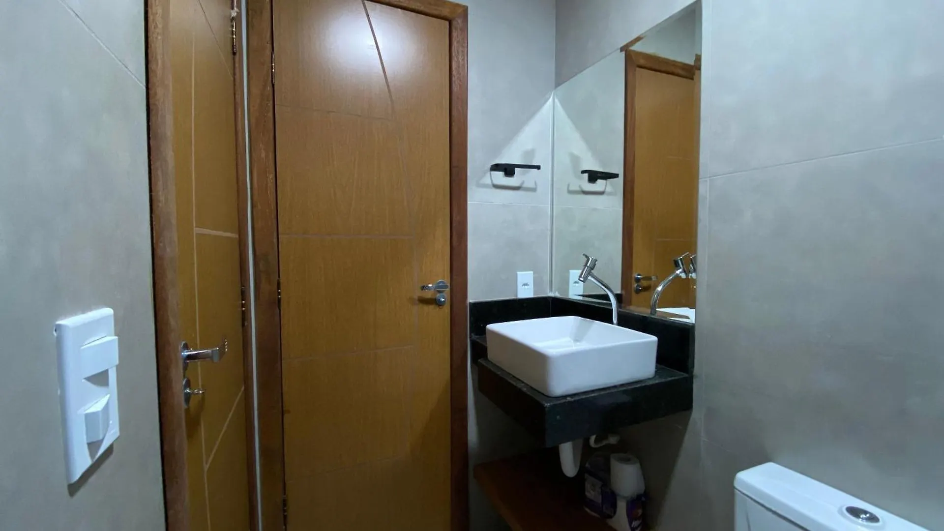 Casas Duplex Todas Com 3 Suiites Ambas Com Ar Condicionado, Varanda, Internet E Churrasqueira Privativa No Residencial Jardins De Taperpua 2 Codominio A Poucos Metros Da Praia De Taperapua, Com Piscina E Area Gourmet. Порту-Сегуру 0*,