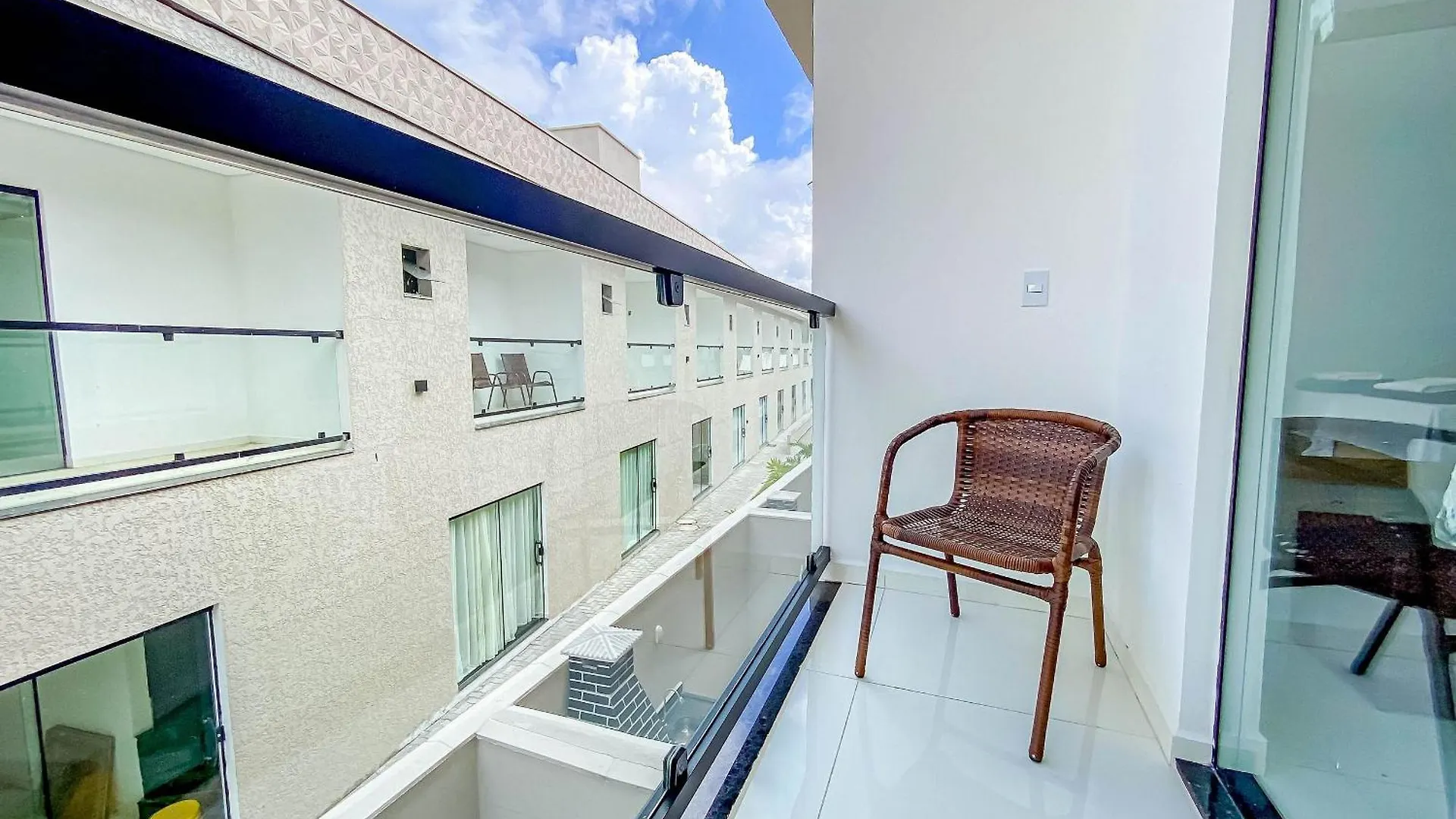 Tatil Evi Casas Duplex Todas Com 3 Suiites Ambas Com Ar Condicionado, Varanda, Internet E Churrasqueira Privativa No Residencial Jardins De Taperpua 2 Codominio A Poucos Metros Da Praia De Taperapua, Com Piscina E Area Gourmet. Porto Seguro