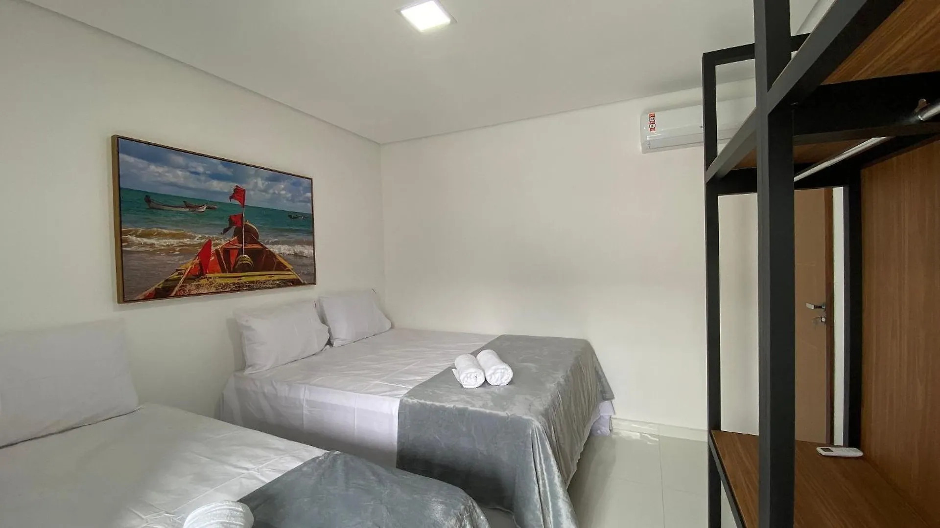 Tatil Evi Casas Duplex Todas Com 3 Suiites Ambas Com Ar Condicionado, Varanda, Internet E Churrasqueira Privativa No Residencial Jardins De Taperpua 2 Codominio A Poucos Metros Da Praia De Taperapua, Com Piscina E Area Gourmet. Porto Seguro Brezilya